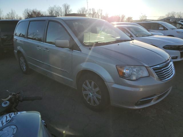 Photo 3 VIN: 2C4RC1BG8ER358135 - CHRYSLER TOWN & COU 