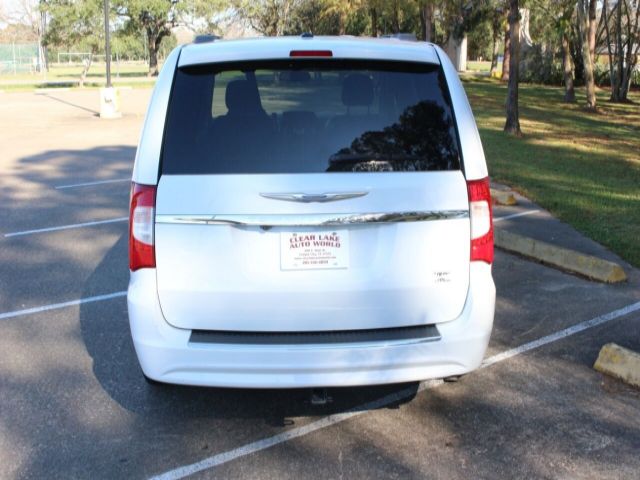 Photo 8 VIN: 2C4RC1BG8ER367692 - CHRYSLER TOWN & COUNTRY 