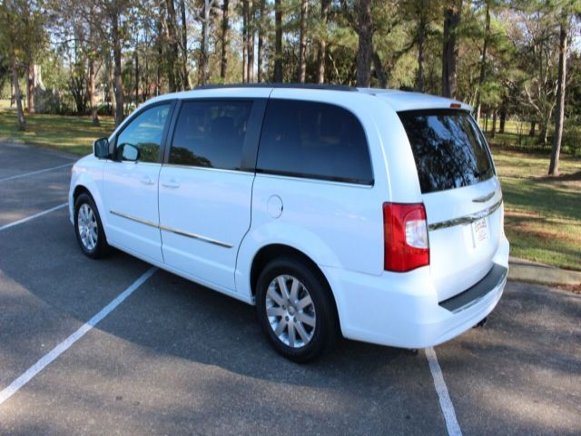 Photo 5 VIN: 2C4RC1BG8ER367692 - CHRYSLER TOWN & COUNTRY 