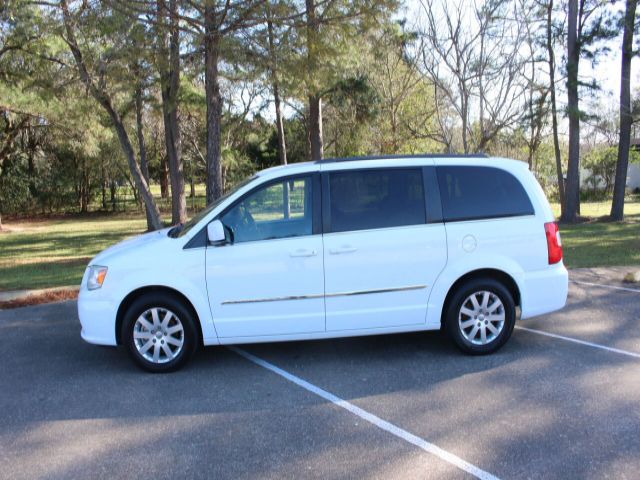 Photo 4 VIN: 2C4RC1BG8ER367692 - CHRYSLER TOWN & COUNTRY 