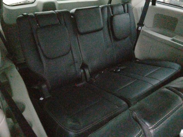 Photo 8 VIN: 2C4RC1BG8ER436946 - CHRYSLER TOWN & COU 