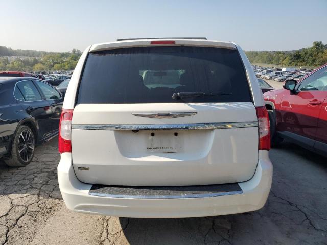 Photo 5 VIN: 2C4RC1BG8ER437580 - CHRYSLER TOWN & COU 