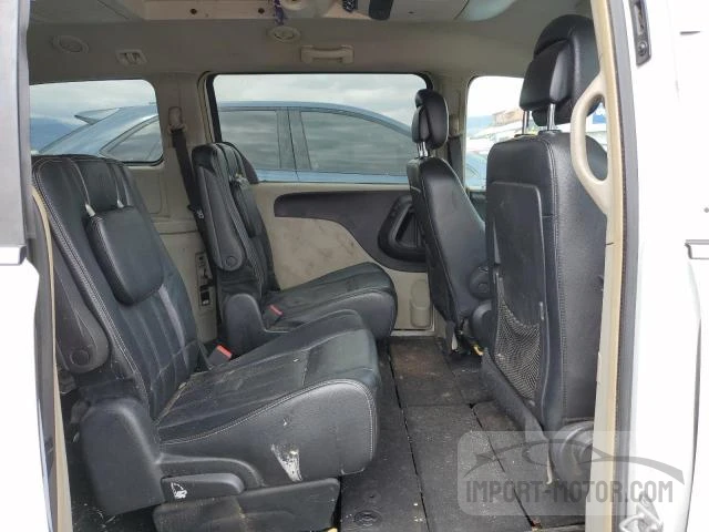 Photo 9 VIN: 2C4RC1BG8ER442245 - CHRYSLER TOWN & COUNTRY 