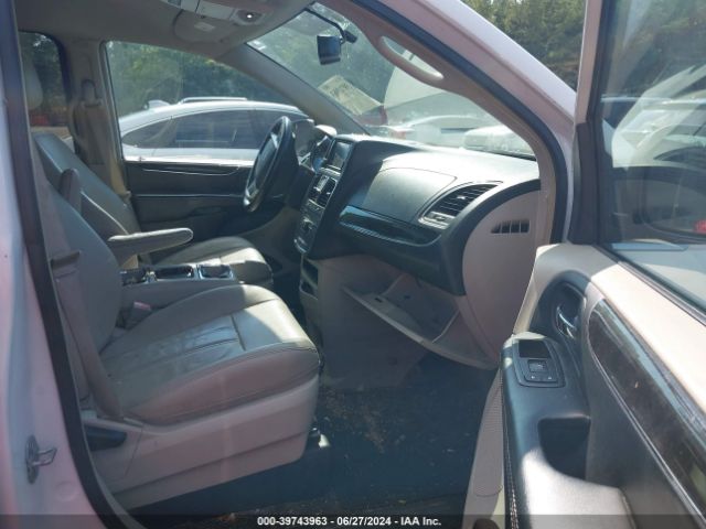 Photo 4 VIN: 2C4RC1BG8FR552763 - CHRYSLER TOWN AND COUNTRY 