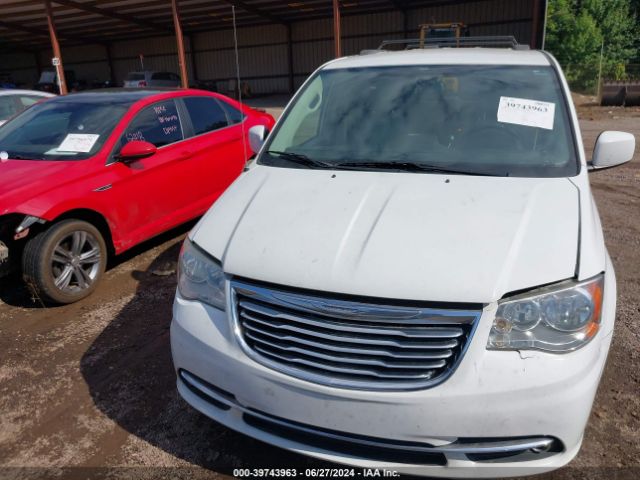 Photo 5 VIN: 2C4RC1BG8FR552763 - CHRYSLER TOWN AND COUNTRY 