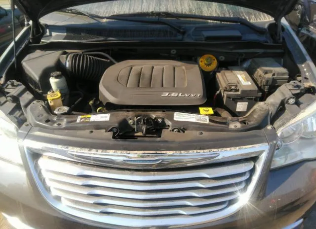 Photo 9 VIN: 2C4RC1BG8FR561270 - CHRYSLER TOWN & COU 