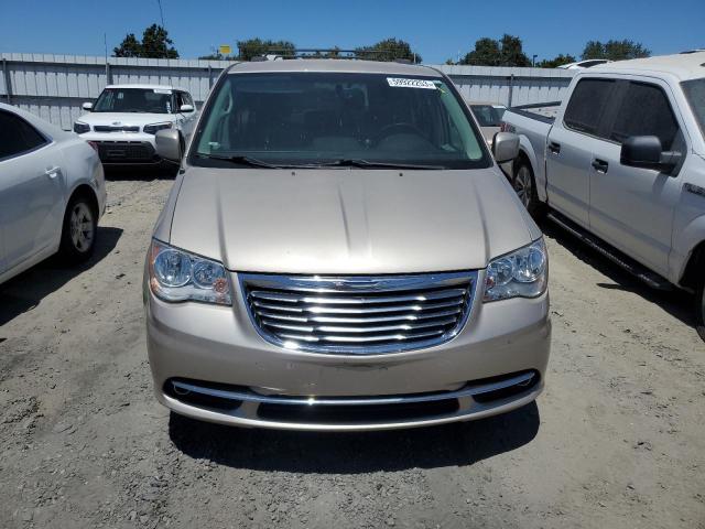 Photo 4 VIN: 2C4RC1BG8FR565612 - CHRYSLER TOWN & COU 