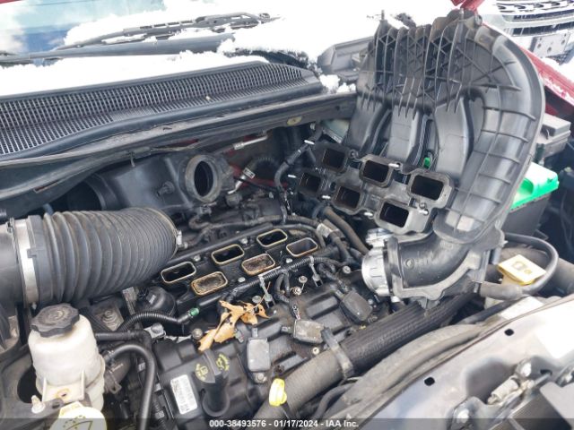 Photo 5 VIN: 2C4RC1BG8FR571880 - CHRYSLER TOWN & COUNTRY 