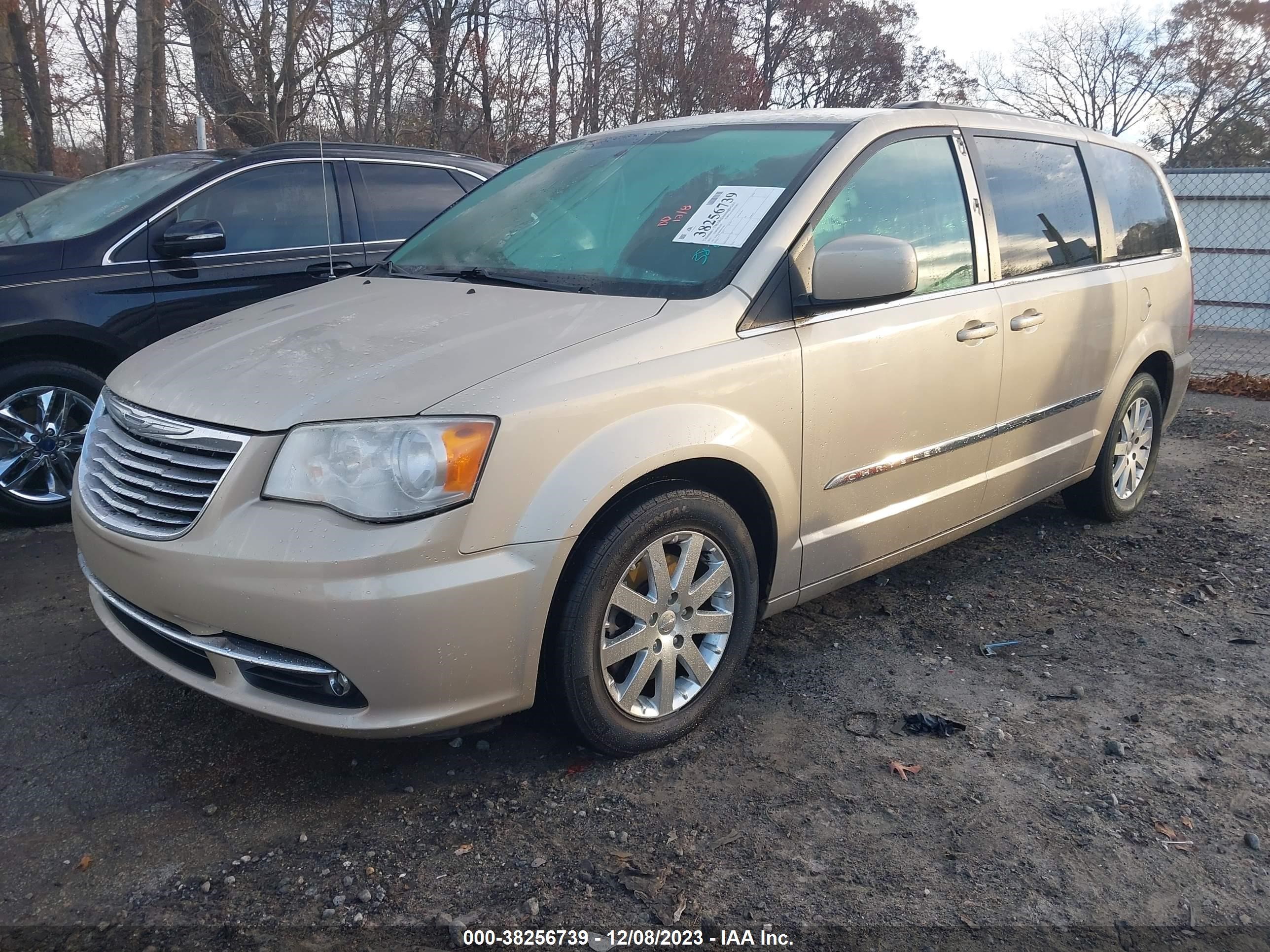 Photo 1 VIN: 2C4RC1BG8FR577162 - CHRYSLER TOWN & COUNTRY 