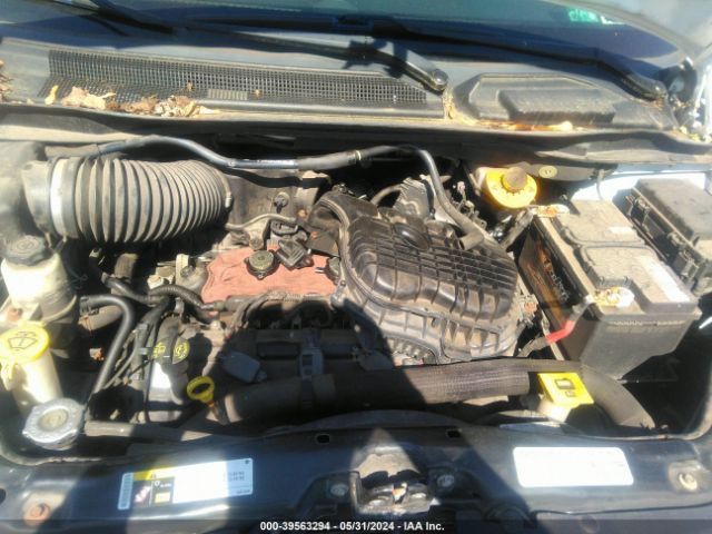 Photo 9 VIN: 2C4RC1BG8FR587772 - CHRYSLER TOWN AND COUNTRY 