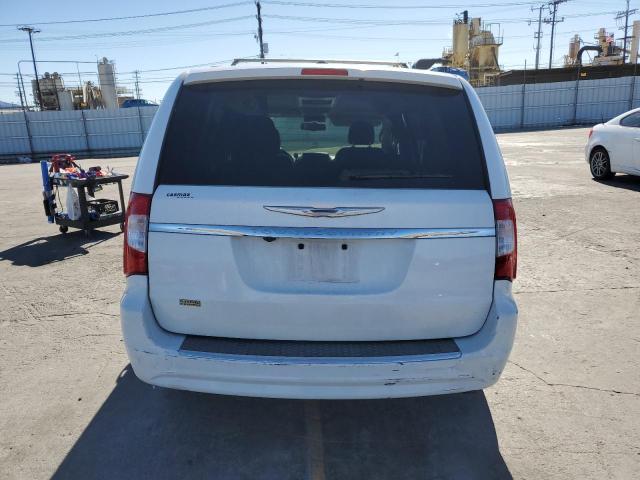 Photo 5 VIN: 2C4RC1BG8FR600858 - CHRYSLER TOWN & COU 