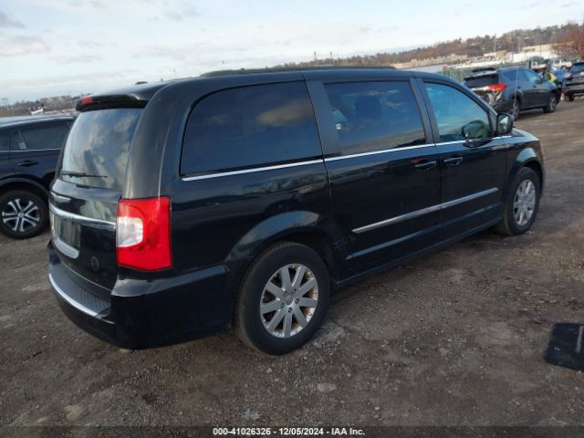 Photo 3 VIN: 2C4RC1BG8FR694157 - CHRYSLER TOWN AND COUNTRY 