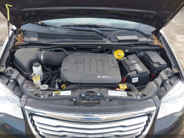 Photo 9 VIN: 2C4RC1BG8FR694157 - CHRYSLER TOWN AND COUNTRY 