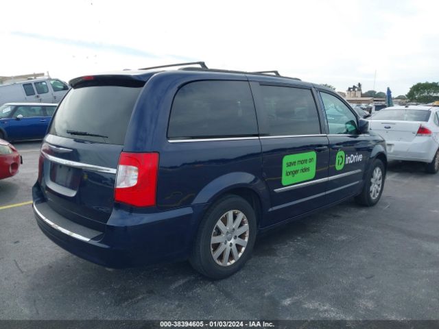 Photo 3 VIN: 2C4RC1BG8FR695700 - CHRYSLER TOWN & COUNTRY 