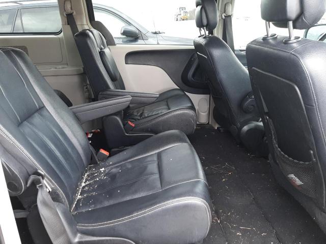 Photo 10 VIN: 2C4RC1BG8FR715413 - CHRYSLER TOWN & COU 