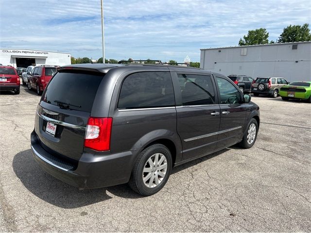 Photo 8 VIN: 2C4RC1BG8GR127402 - CHRYSLER TOWN & COUNTRY 