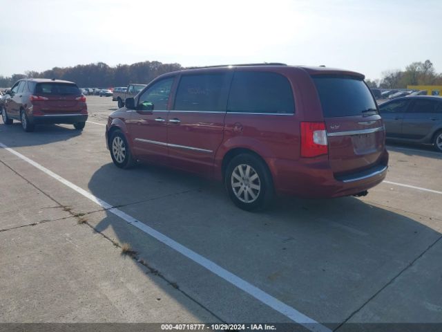 Photo 2 VIN: 2C4RC1BG8GR142577 - CHRYSLER TOWN AND COUNTRY 