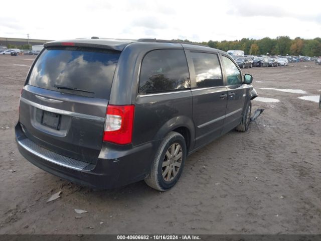 Photo 3 VIN: 2C4RC1BG8GR213261 - CHRYSLER TOWN AND COUNTRY 