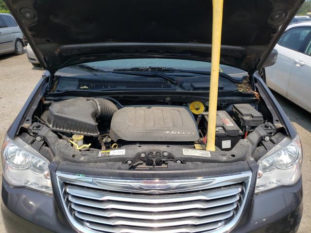 Photo 6 VIN: 2C4RC1BG8GR231565 - CHRYSLER TOWN &AMP COU 