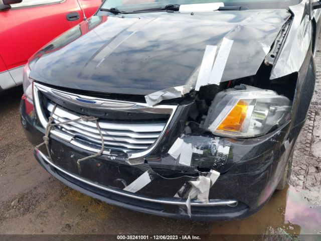 Photo 5 VIN: 2C4RC1BG8GR271340 - CHRYSLER TOWN & COUNTRY 