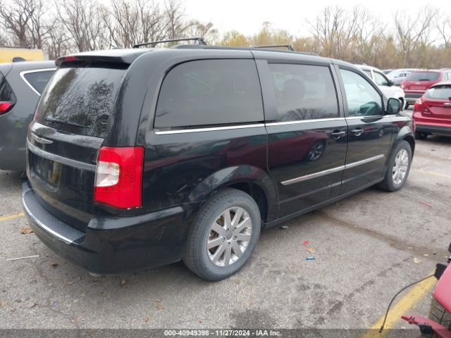 Photo 3 VIN: 2C4RC1BG8GR290843 - CHRYSLER TOWN AND COUNTRY 