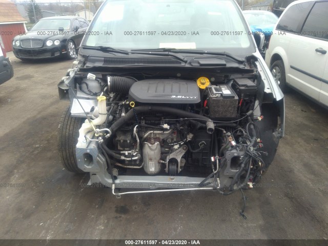 Photo 5 VIN: 2C4RC1BG8GR306491 - CHRYSLER TOWN & COUNTRY 