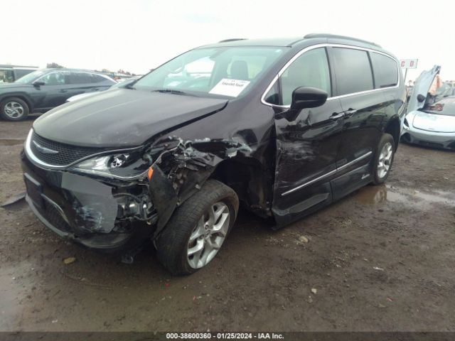 Photo 1 VIN: 2C4RC1BG8HR551194 - CHRYSLER PACIFICA 