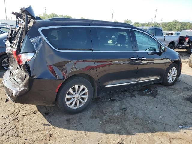 Photo 2 VIN: 2C4RC1BG8HR621910 - CHRYSLER PACIFICA 