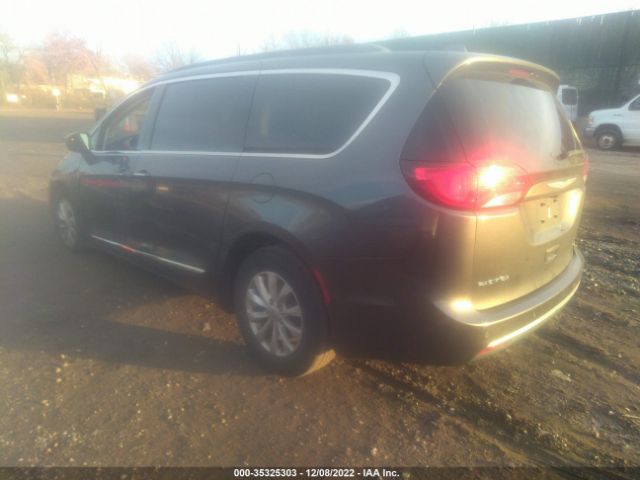 Photo 2 VIN: 2C4RC1BG8HR705290 - CHRYSLER PACIFICA 