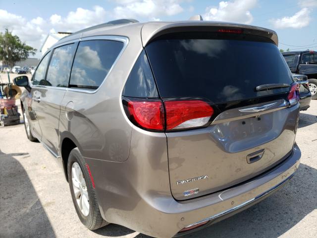 Photo 2 VIN: 2C4RC1BG8HR729170 - CHRYSLER PACIFICA T 