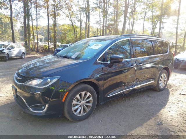 Photo 1 VIN: 2C4RC1BG8HR788025 - CHRYSLER PACIFICA 