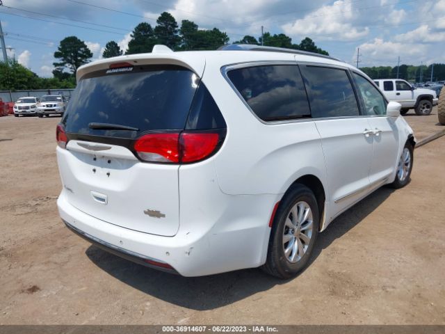 Photo 3 VIN: 2C4RC1BG8JR110090 - CHRYSLER PACIFICA 