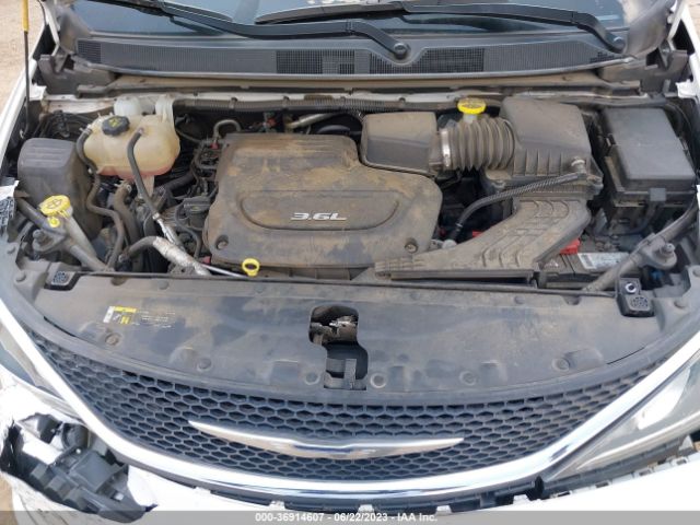 Photo 9 VIN: 2C4RC1BG8JR110090 - CHRYSLER PACIFICA 