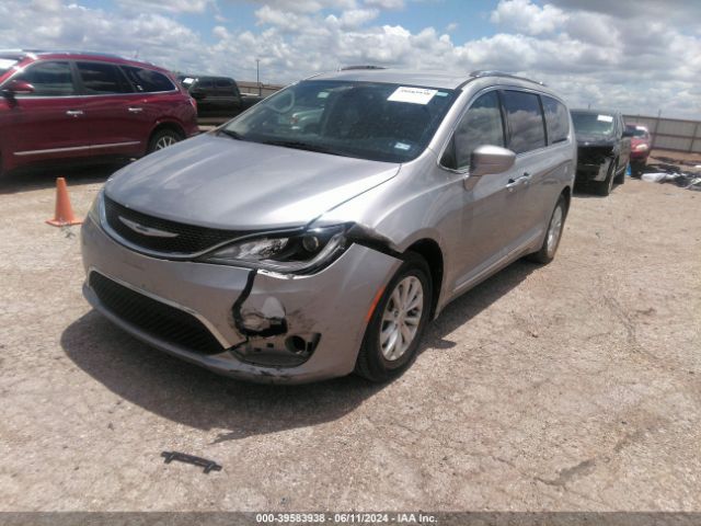 Photo 1 VIN: 2C4RC1BG8JR119033 - CHRYSLER PACIFICA 