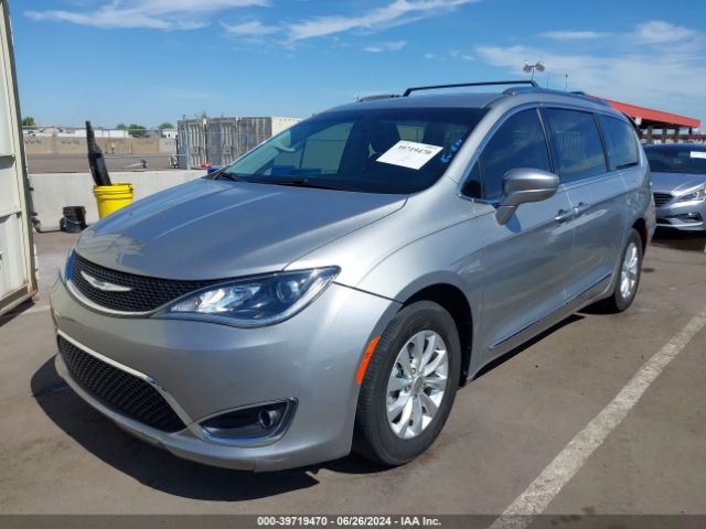 Photo 1 VIN: 2C4RC1BG8JR124491 - CHRYSLER PACIFICA 