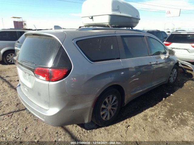 Photo 3 VIN: 2C4RC1BG8JR170984 - CHRYSLER PACIFICA 