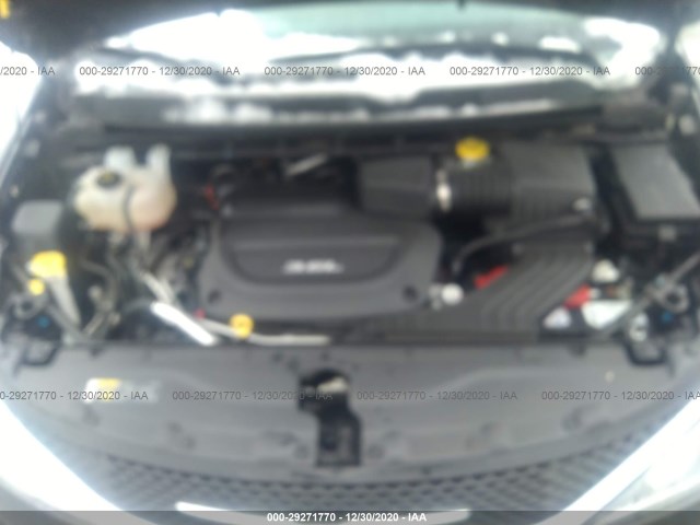 Photo 9 VIN: 2C4RC1BG8JR178583 - CHRYSLER PACIFICA 