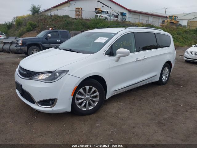 Photo 1 VIN: 2C4RC1BG8JR263097 - CHRYSLER PACIFICA 