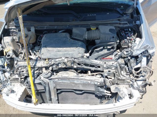 Photo 9 VIN: 2C4RC1BG8JR290462 - CHRYSLER PACIFICA 