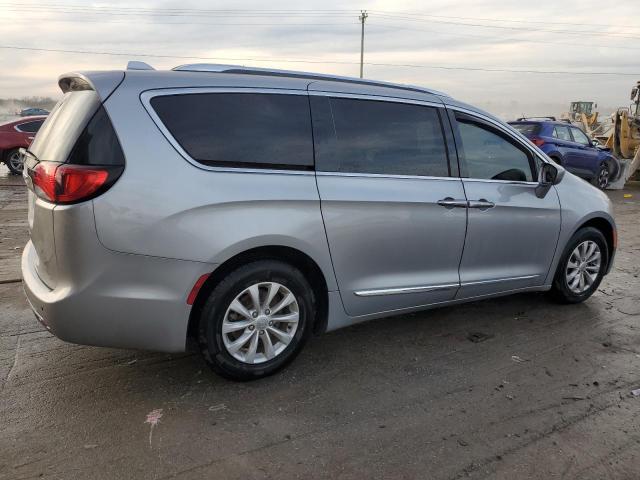 Photo 2 VIN: 2C4RC1BG8JR290705 - CHRYSLER PACIFICA 