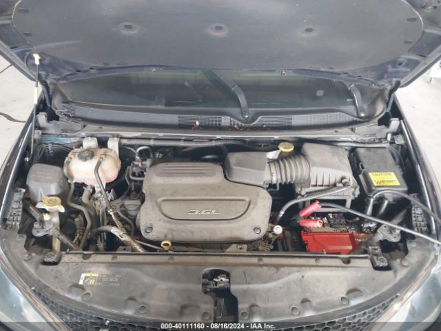 Photo 9 VIN: 2C4RC1BG8JR322827 - CHRYSLER PACIFICA 