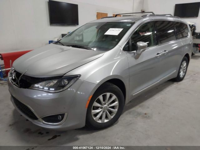 Photo 1 VIN: 2C4RC1BG8KR559948 - CHRYSLER PACIFICA 