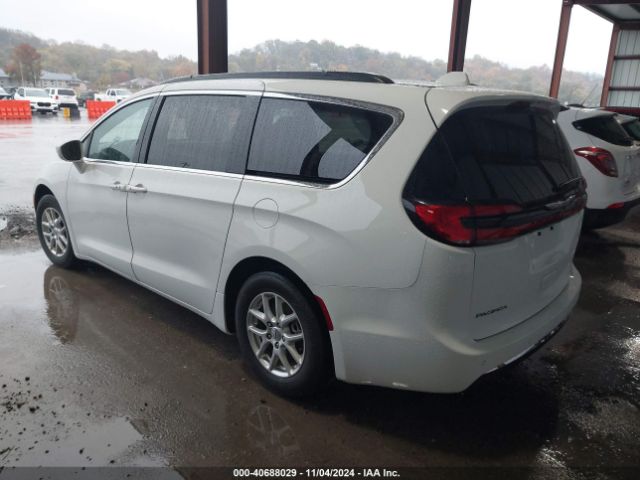 Photo 2 VIN: 2C4RC1BG8NR125615 - CHRYSLER PACIFICA 