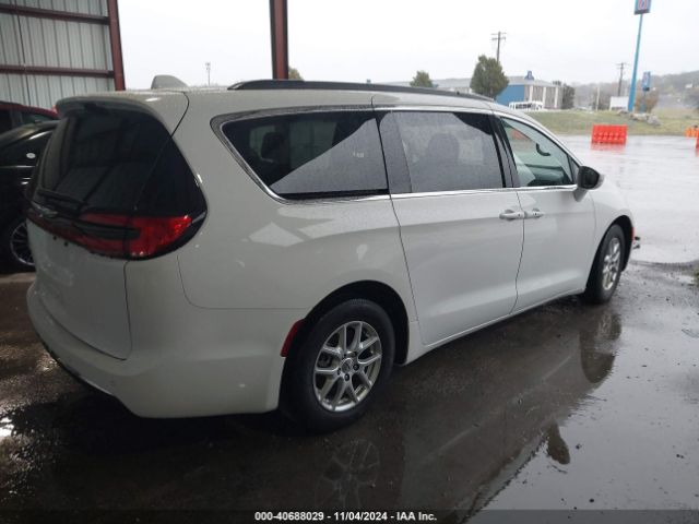 Photo 3 VIN: 2C4RC1BG8NR125615 - CHRYSLER PACIFICA 