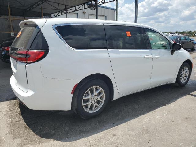 Photo 2 VIN: 2C4RC1BG8PR610372 - CHRYSLER PACIFICA 