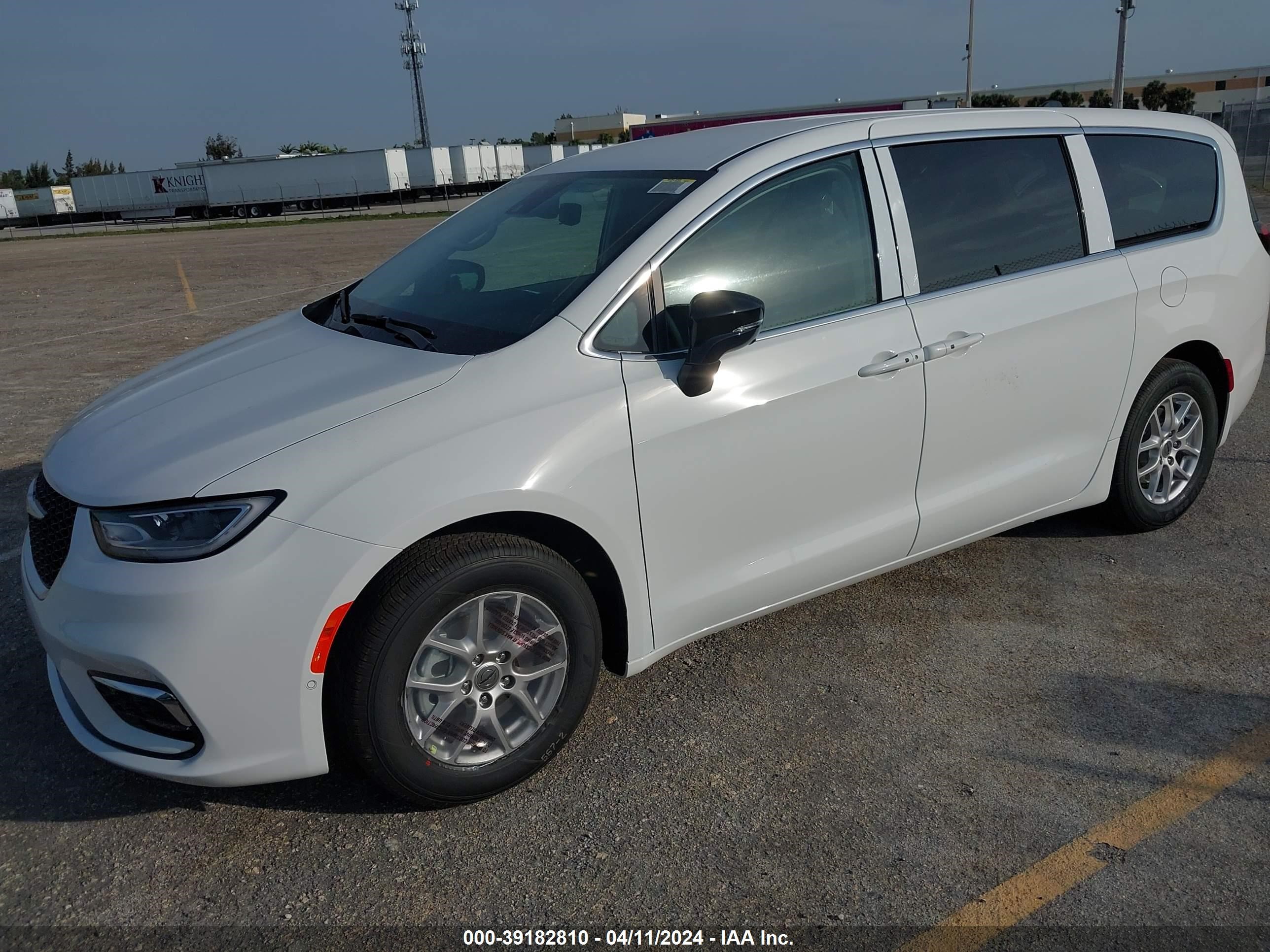 Photo 1 VIN: 2C4RC1BG8RR139259 - CHRYSLER PACIFICA 