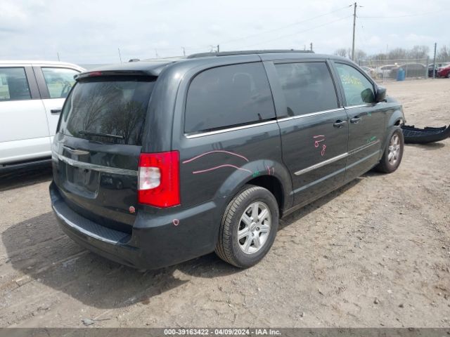 Photo 3 VIN: 2C4RC1BG9CR197761 - CHRYSLER TOWN & COUNTRY 