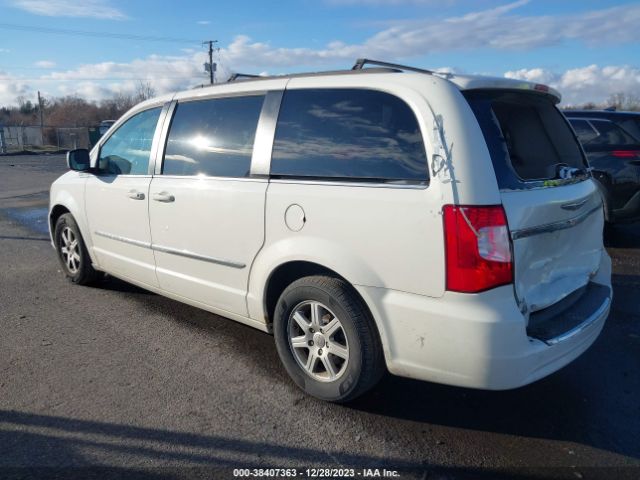 Photo 2 VIN: 2C4RC1BG9CR348713 - CHRYSLER TOWN & COUNTRY 