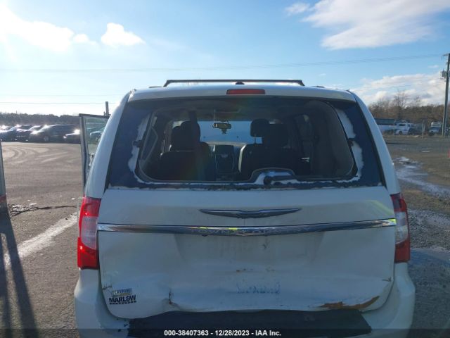 Photo 5 VIN: 2C4RC1BG9CR348713 - CHRYSLER TOWN & COUNTRY 