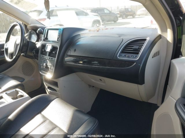 Photo 4 VIN: 2C4RC1BG9CR400955 - CHRYSLER TOWN & COUNTRY 